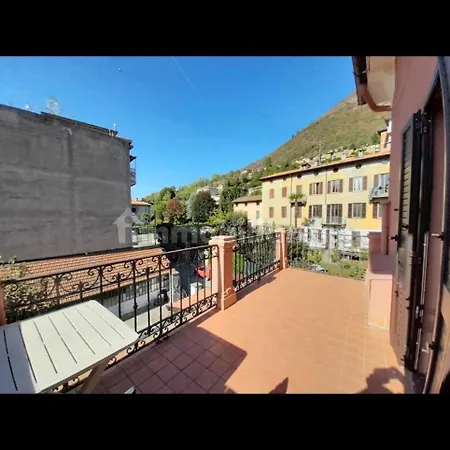 Casa Della Pace * צ'רנוביו