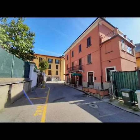Casa Della Pace 아파트호텔 케르노비오
